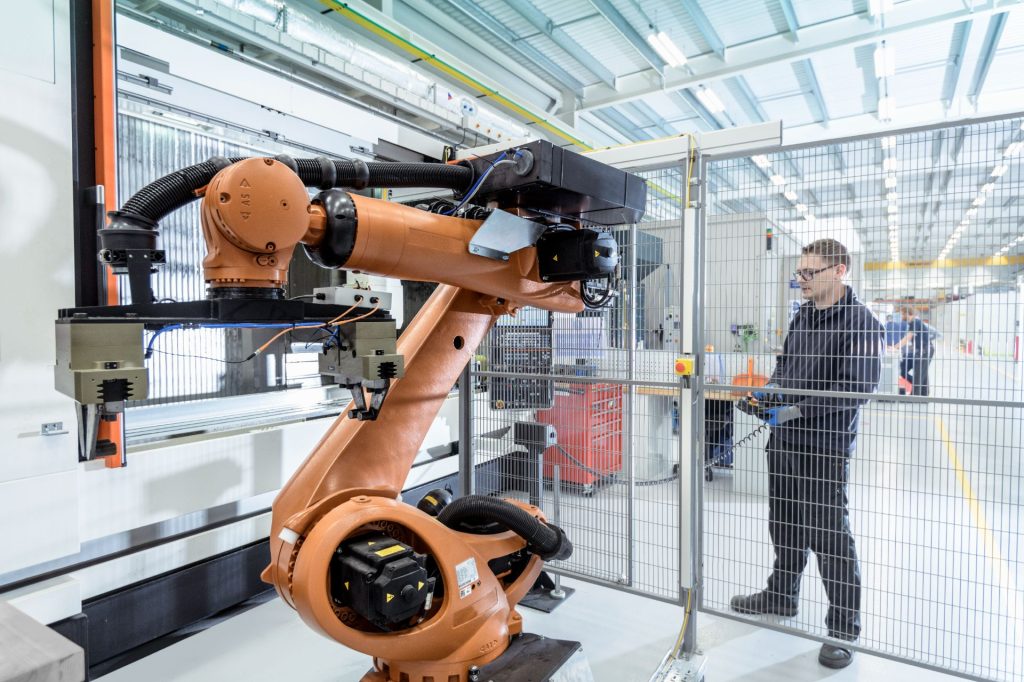 Pomarańczowy robot