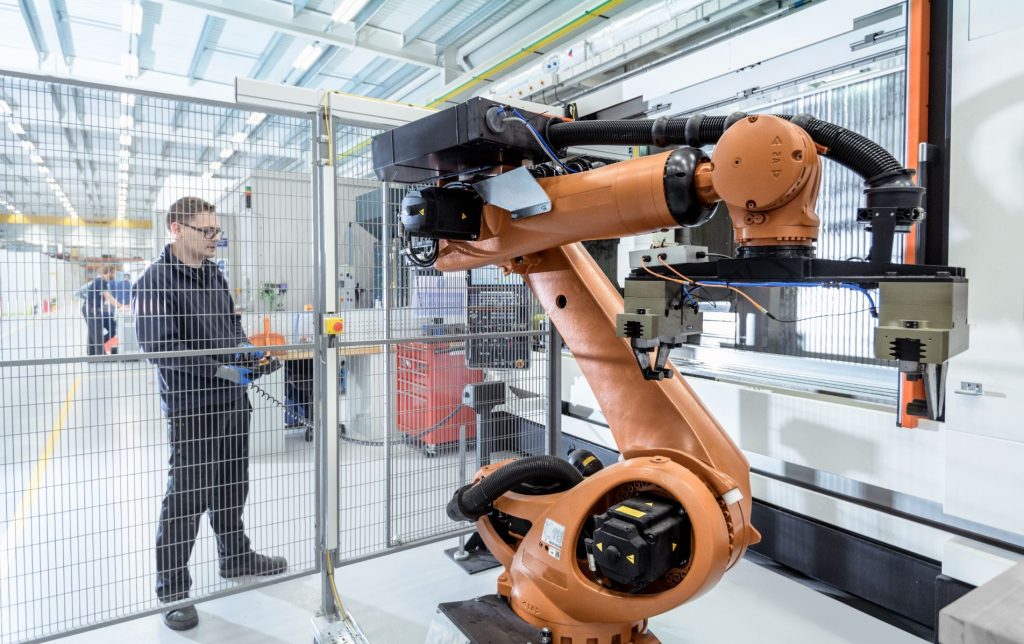 Pomarańczowy robot