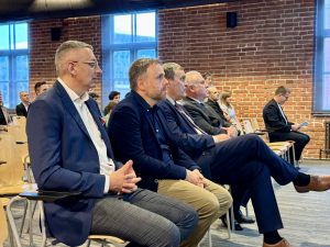 Kapituła konkursu GOZ Lider Małopolski. Od prawej: Ryszard Pagacz (wicemarszałek woj. małopolskiego), Adam Ślusarczyk (dyrektor MCP), Piotr Rąpalski (redaktor naczelny Dziennika Polskiego)